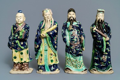 Un ensemble de huit figures en biscuit &eacute;maill&eacute; figurant 'Les Huit Immortels', Chine, R&eacute;publique, 20&egrave;me