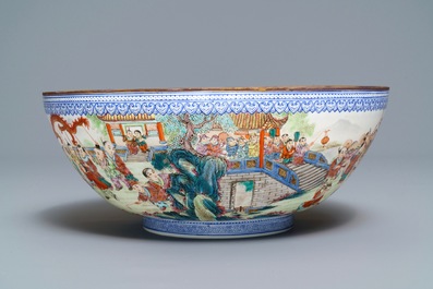 A Chinese famille rose '100 boys' eggshell bowl, Qianlong mark, 20th C.