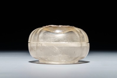 A Chinese rock crystal box and cover with silver plaque, 17/18th C.