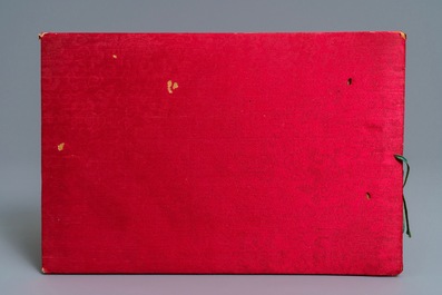 Un album de douze peintures sur papier de riz &agrave; d&eacute;cor de sc&egrave;nes de punition, Canton, Chine, 19&egrave;me