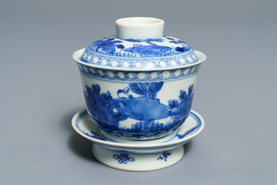 Six bols couverts en porcelaine de Chine 'Bleu de Hue' pour le Vietnam, 19&egrave;me