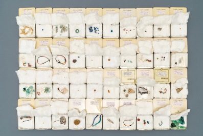 Une importante collection document&eacute;e de perles en verre et fragments arch&eacute;ologiques de fouilles, Tha&iuml;lande et Vietnam