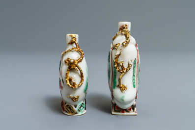 Deux tabati&egrave;res en porcelaine de Chine famille verte, Kangxi
