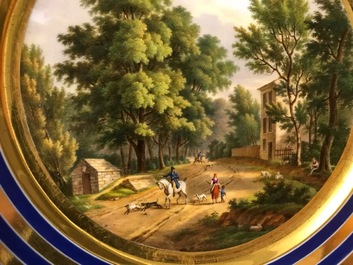 Zes verguld porseleinen borden, diverse manufacturen, 18/19e eeuw