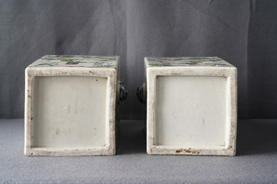 A pair of square Chinese famille rose vases with warriors and court scenes, 19th C.