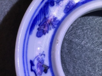 Six bols couverts en porcelaine de Chine 'Bleu de Hue' pour le Vietnam, 19&egrave;me