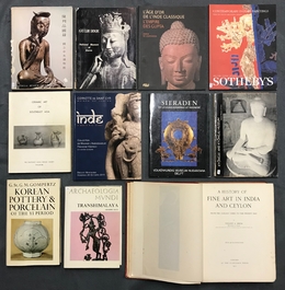 29 livres sur les arts de Birmanie, Cambodge, Cor&eacute;e, Inde, etc.