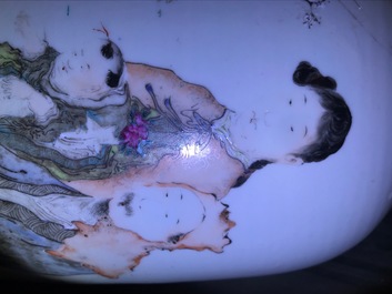 Deux vases en porcelaine de Chine qianjiang cai, 19/20&egrave;me