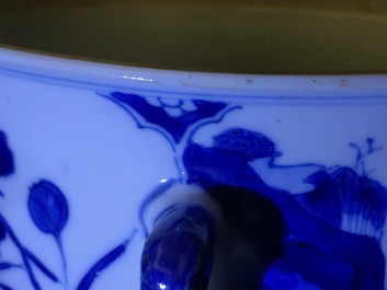 A Chinese blue and white two-handled porringer and cover, Kangxi