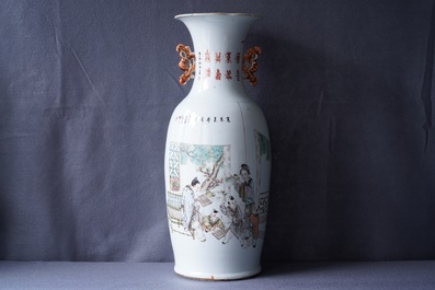 A Chinese qianjiang cai two-sided design vase, 19/20th C.