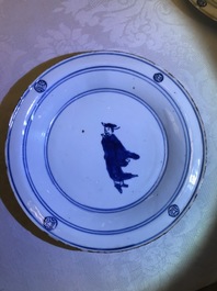 Drie Chinese blauwwitte ko-sometsuke borden met wijsgeren, Tianqi