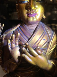 Une figure de Tsongkhapa en bois dor&eacute; et laqu&eacute;, Chine, 18&egrave;me