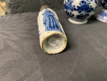 Tien Chinese blauwwitte miniatuur vaasjes met zilveren montuur, Kangxi