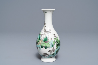 A Chinese famille verte vase and an 'anhua' dragon bowl, Kangxi mark, 19th C.