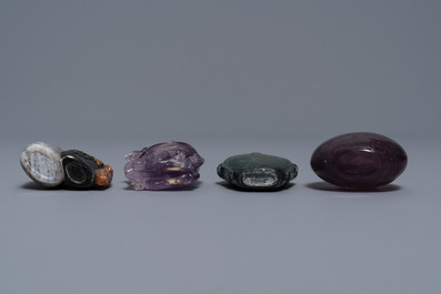 Seven Chinese hardstone, agate and quartz snuff bottles, 19/20th C.