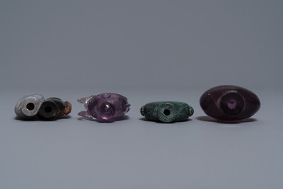 Seven Chinese hardstone, agate and quartz snuff bottles, 19/20th C.