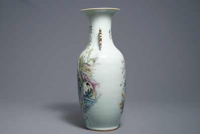 A Chinese famille rose two-sided design vase, 19/20th C.