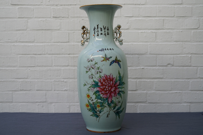 A Chinese famille rose two-sided design vase, 19/20th C.