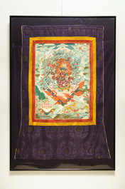 Een ingelijste thangka met Rahula, Tibet, 19e eeuw
