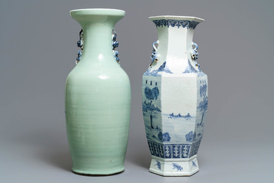 Deux vases en porcelaine de Chine bleu et blanc et c&eacute;ladon, 19&egrave;me