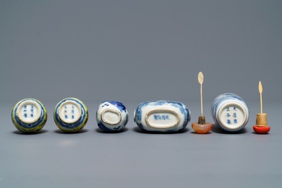 Five Chinese blue, white and yellow-ground porcelain snuff bottles, 19/20th C.