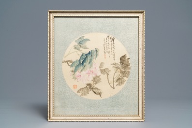 Chinese school, 18/19e eeuw, aquarel en inkt op zijde: twee florale decors voor een waaier