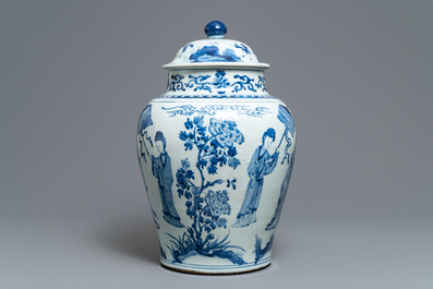 A large Chinese blue and white vase and cover, Kangxi