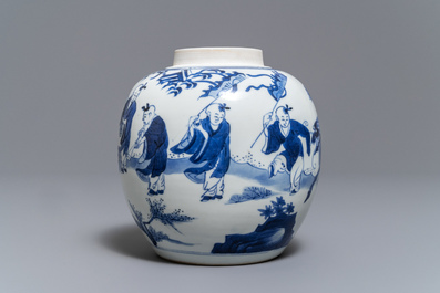 Een Chinese blauw-witte gemberpot met spelende zotjes, Kangxi