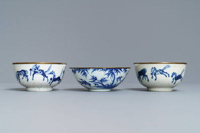 Six coupes et bols en porcelaine de Chine 'Bleu de Hue' pour le Vietnam, 19&egrave;me