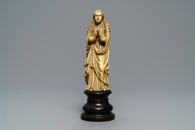 An Indo-Portuguese carved ivory figure of the Madonna, Goa, 18/19th C.