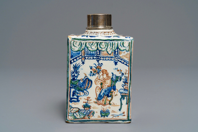 Une bo&icirc;te &agrave; th&eacute; en fa&iuml;ence de Delft en palette cachemire &agrave; d&eacute;cor de chinoiserie, 17/18&egrave;me