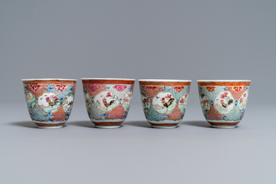 Quatre tasses et soucoupes en porcelaine de Chine famille rose &agrave; d&eacute;cor d'animaux, Qianlong