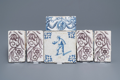 A collection of 54 Dutch Delft blue and white and manganese tiles, 17/18th C.