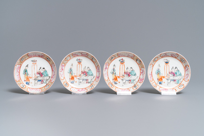 Quatre tasses et soucoupes en porcelaine de Chine &agrave; d&eacute;cor mandarin, Qianlong