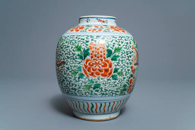 A Chinese wucai 'phoenixes' vase, Transitional period