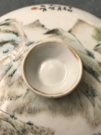 Une bo&icirc;te couverte et un r&eacute;chaud en porcelaine de Chine qianjiang cai, 19/20&egrave;me