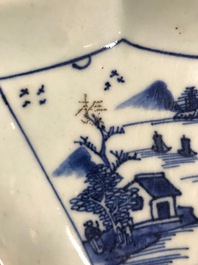 Un service &agrave; mendiants en porcelaine de Chine bleu et blanc, 18/19&egrave;me