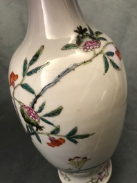 Sept vases en porcelaine de Chine famille rose, 19/20&egrave;me