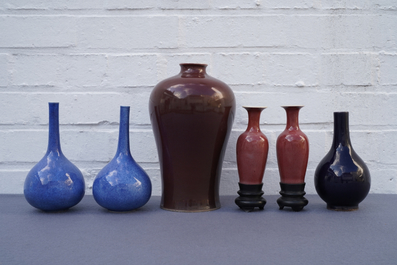 Six vases en porcelaine de Chine monochrome, Kangxi et apr&egrave;s