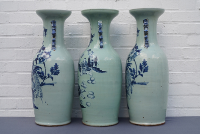 Drie Chinese vazen met blauw-wit decor op celadon fondkleur, 19e eeuw