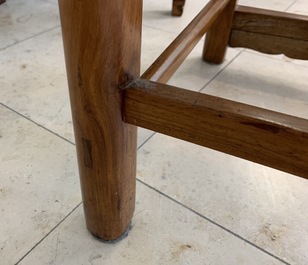 Une paire de chaises chinoises en bois huanghuali, R&eacute;publique, 20&egrave;me