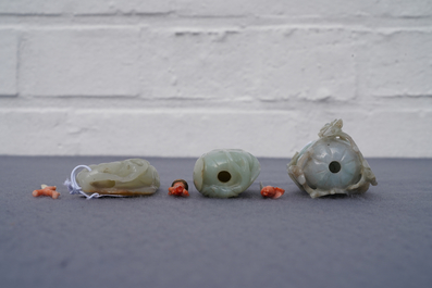 Three Chinese jade snuff bottles with coral stoppers, 19/20th C.