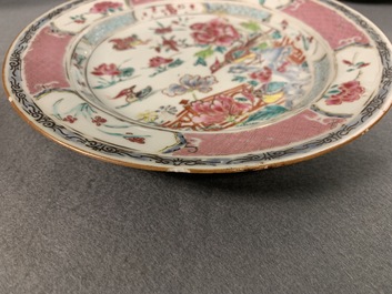 Sept assiettes en porcelaine de Chine famille rose et rouge de fer, Yongzheng/Qianlong