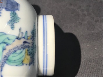 Un bol en porcelaine de Chine doucai, marque de Kangxi, 19/20&egrave;me