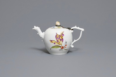 A Meissen porcelain teapot and cover with floral design, Germany, 18th C.