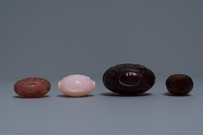 Four Chinese cherry red and pink glass snuff bottles, 19/20th C.