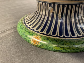 A large Italian maiolica footed bowl with Amor, Montelupo or Caffagiolo, 1st half 16th C.