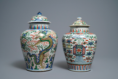 Two Chinese wucai vases and covers, Transitional period