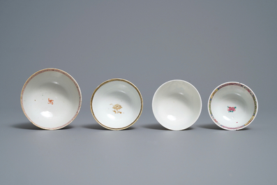 Huit tasses et soucoupes en porcelaine de Chine famille rose, Yongzheng/Qianlong