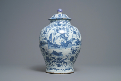 Een Chinese blauw-witte dekselvaas met figuratieve medaillons, Wanli